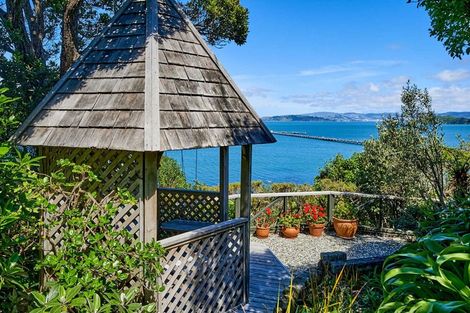 Photo of property in 8 Westhill Road, Point Howard, Lower Hutt, 5013