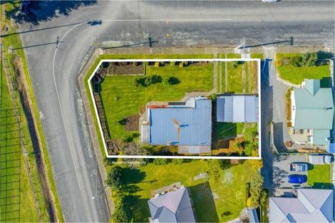 Photo of property in 15 Mitchell Street, Waipukurau, 4200