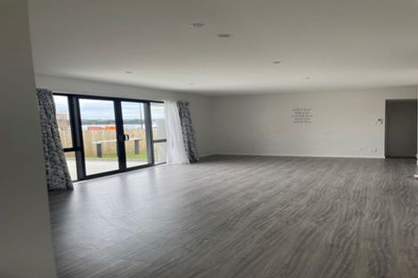 Photo of property in 18 Otohikawa Avenue, Glenbrook, 2681