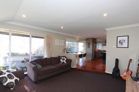 Photo of property in 11 Oregon Place, Burwood, Christchurch, 8061