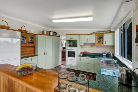 Photo of property in 14 Ngapapa Street, Urenui, 4375