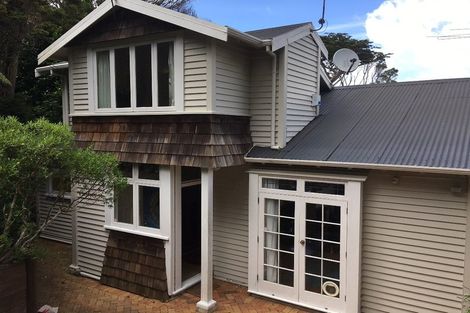 Photo of property in 28 Saint Michaels Crescent, Kelburn, Wellington, 6012