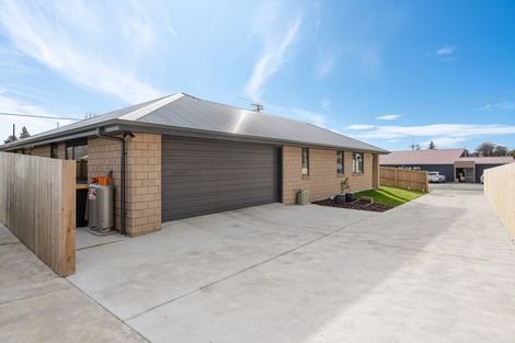 Photo of property in 2 Margate Street, Waihola, Milton, 9073
