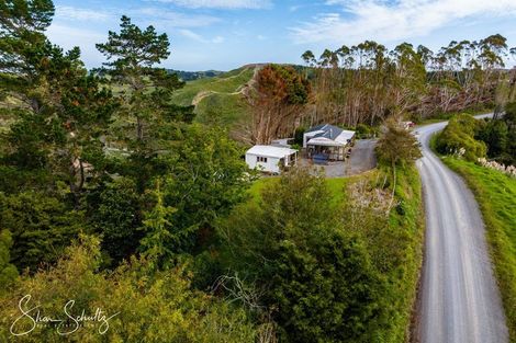 Photo of property in 800 Bickerstaffe Road, Maungaturoto, 0587