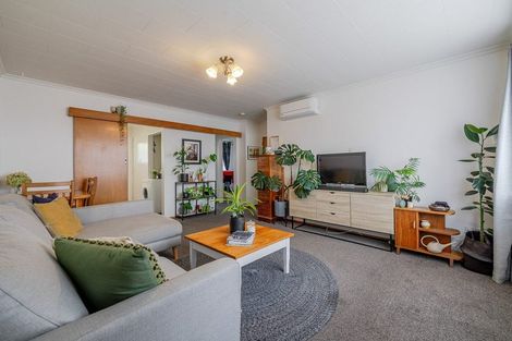 Photo of property in 4 Kiwi Court, Roslyn, Palmerston North, 4414