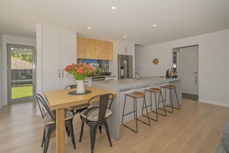 Photo of property in 11 Navigation Drive, Cooks Beach, Whitianga, 3591