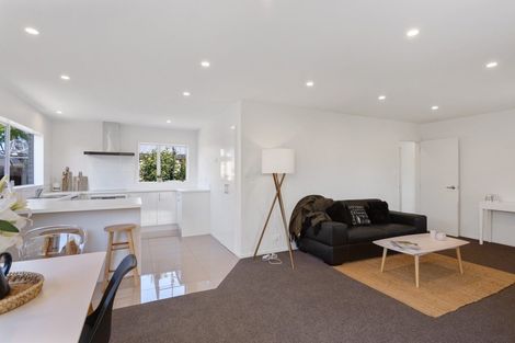 Photo of property in 32 Kirsten Place, Parklands, Christchurch, 8083