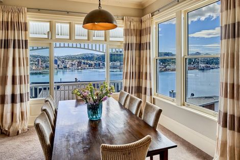 Photo of property in 29 The Crescent, Roseneath, Wellington, 6011