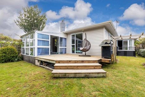 Photo of property in 10 Wallath Road, Westown, New Plymouth, 4310