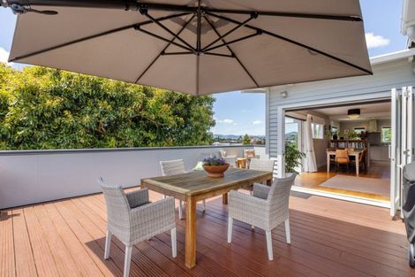 Photo of property in 57 Seaview Road, Otumoetai, Tauranga, 3110