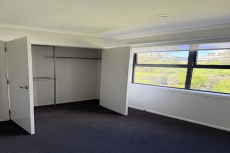 Photo of property in 50 Pateke Drive, Kenepuru, Porirua, 5022