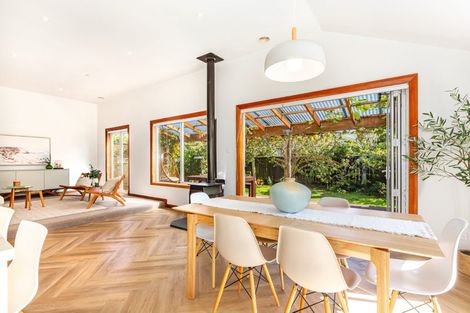 Photo of property in 254 Muritai Road, Eastbourne, Lower Hutt, 5013