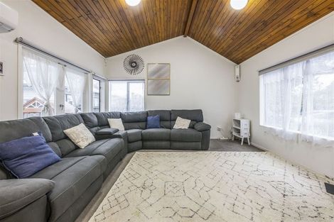 Photo of property in 16 Finlayson Avenue, Clendon Park, Auckland, 2103