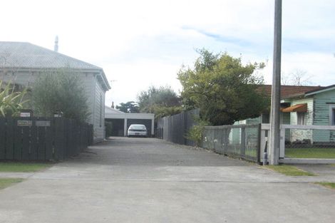 Photo of property in 2/904 Victoria Street, Parkvale, Hastings, 4122