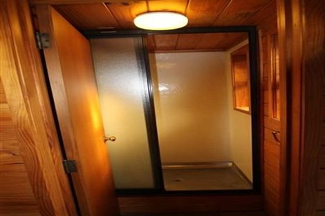 Photo of property in 1/170 Green Lane West, Greenlane, Auckland, 1051