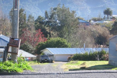 Photo of property in 22 Derrick Road, Kawakawa, 0210