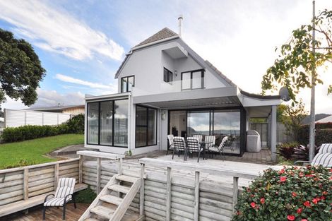 Photo of property in 19 Ridge Road, Tairua, 3508