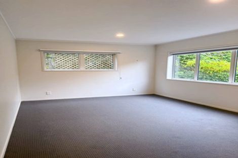 Photo of property in 129 Hobsonville Road, West Harbour, Auckland, 0618