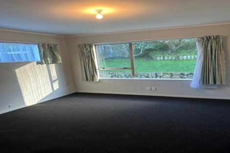 Photo of property in 48 Fyvie Avenue, Tawa, Wellington, 5028