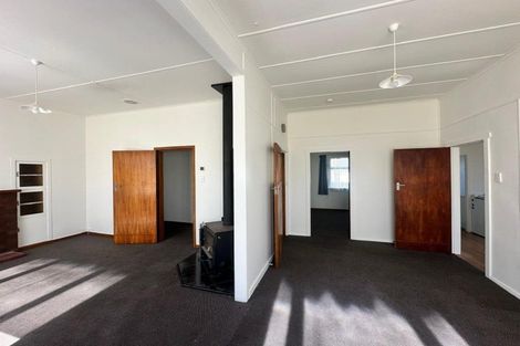 Photo of property in 40 Hine Street, New Plymouth, 4310