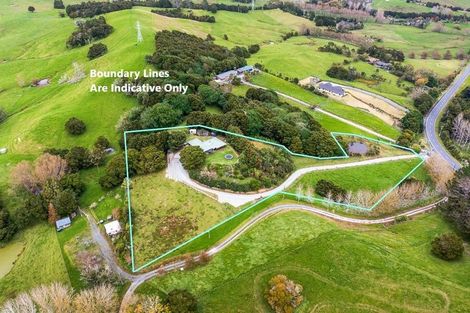 Photo of property in 5352 Kaipara Coast Highway, Wellsford, 0972