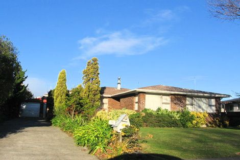 Photo of property in 15 John F Kennedy Drive, Milson, Palmerston North, 4414