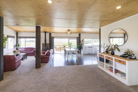 Photo of property in 34 Highland View Drive, Tokomaru, Palmerston North, 4474