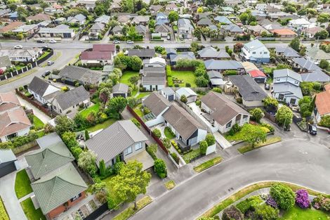 Photo of property in 11a Woodstock Place, Russley, Christchurch, 8042