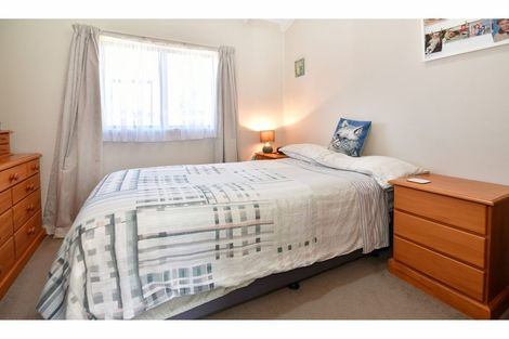 Photo of property in 10 Bellbird Place, Orewa, 0931