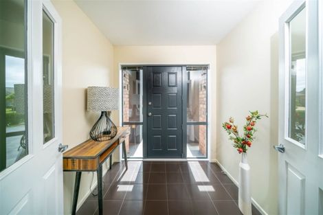 Photo of property in 12 Cassinia Gardens, Aidanfield, Christchurch, 8025