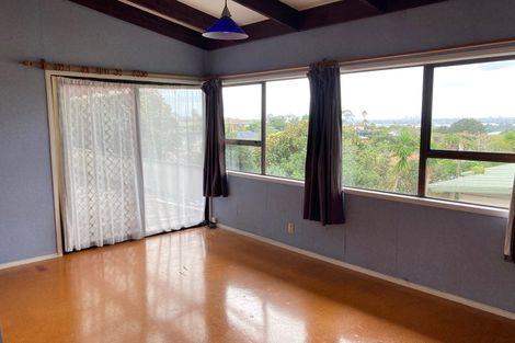Photo of property in 25 Nui Mana Place, Te Atatu South, Auckland, 0610