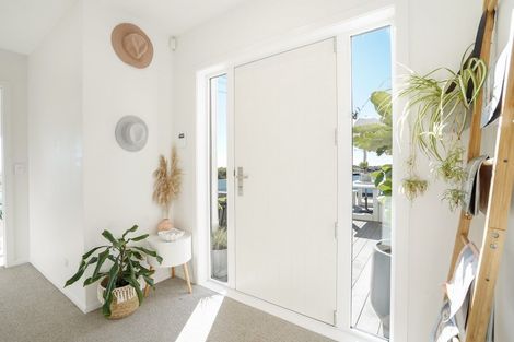Photo of property in 21 Ocean Beach Street, Foxton Beach, Foxton, 4815