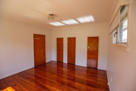 Photo of property in 449 Mount Albert Road, Mount Roskill, Auckland, 1041