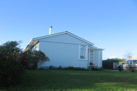 Photo of property in 5 Exeter Crescent, Takaro, Palmerston North, 4412