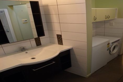 Photo of property in The Triangle, 4/33 Halswater Drive, Churton Park, Wellington, 6037