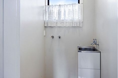 Photo of property in 5 Egmont Street, Hawera, 4610