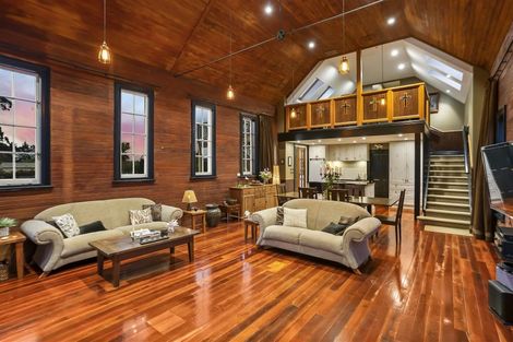 Photo of property in 7 Clarks Lane, Hobsonville, Auckland, 0618