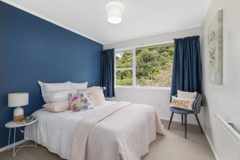 Photo of property in 70 Dowse Drive, Maungaraki, Lower Hutt, 5010
