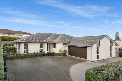 Photo of property in 55 Inverness Drive, Pyes Pa, Tauranga, 3112