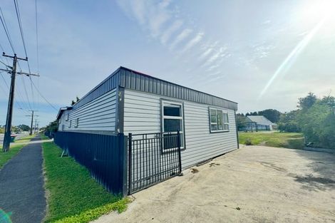 Photo of property in 27 Dundas Road, Sanson, 4817