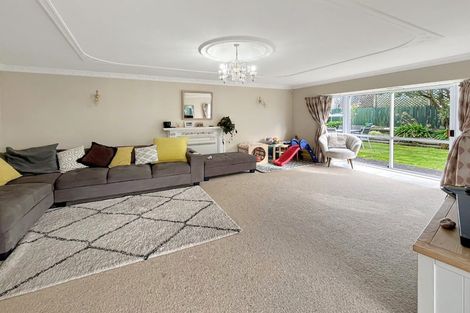 Photo of property in 126 John F Kennedy Drive, Milson, Palmerston North, 4414