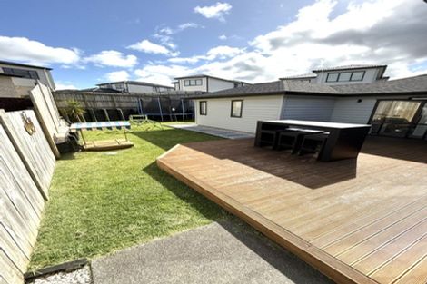 Photo of property in 40 Melgran Avenue, Papakura, 2110