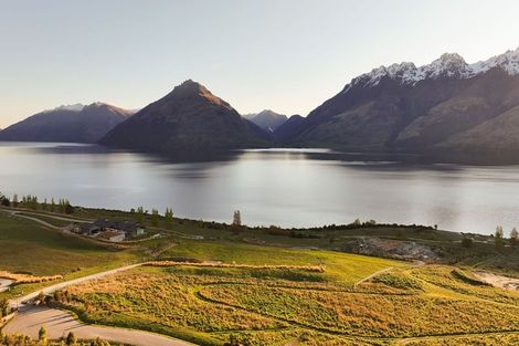 Photo of property in 2 Nathanael Place, Drift Bay, Queenstown, 9371