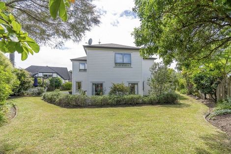 Photo of property in 10 Mistral Place, West Harbour, Auckland, 0618