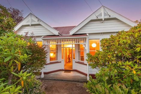 Photo of property in 17 Brownville Crescent, Maori Hill, Dunedin, 9010