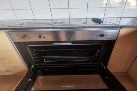 Photo of property in 9/12 Crown Lynn Place, New Lynn, Auckland, 0600