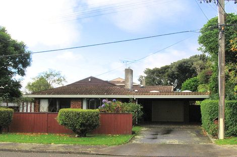 Photo of property in 17 Kowhai Grove, Waikanae, 5036