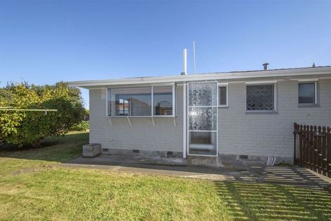Photo of property in 2/5 Chilton Drive, Mairehau, Christchurch, 8052