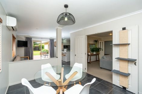 Photo of property in 22 Farringdon Avenue, Rototuna North, Hamilton, 3210