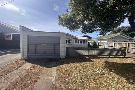 Photo of property in 44 Park Road, Miramar, Wellington, 6022